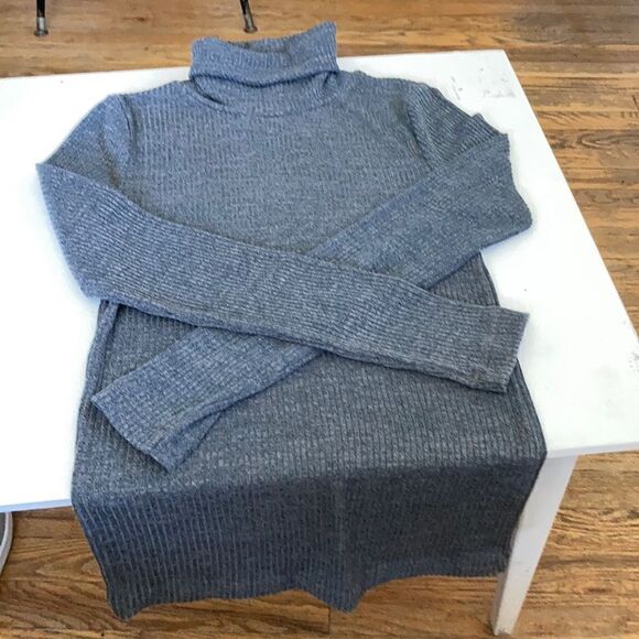 Banana Republic Factory Ribbed Turtleneck - Picture 1 of 5